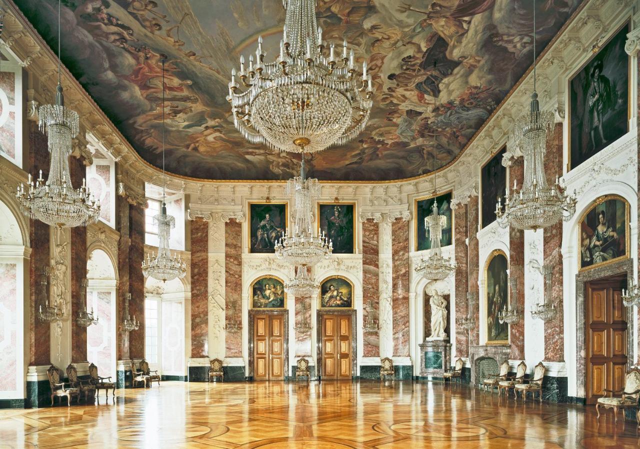 Hotel Kurpfalzstuben Манхайм Екстериор снимка